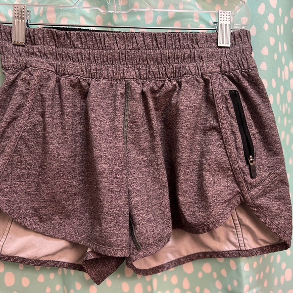 lululemon shorts - Picture 1 of 4